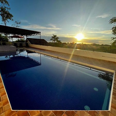 Hotel Los Cielos Del Caribe Cahuita Zewnętrze zdjęcie