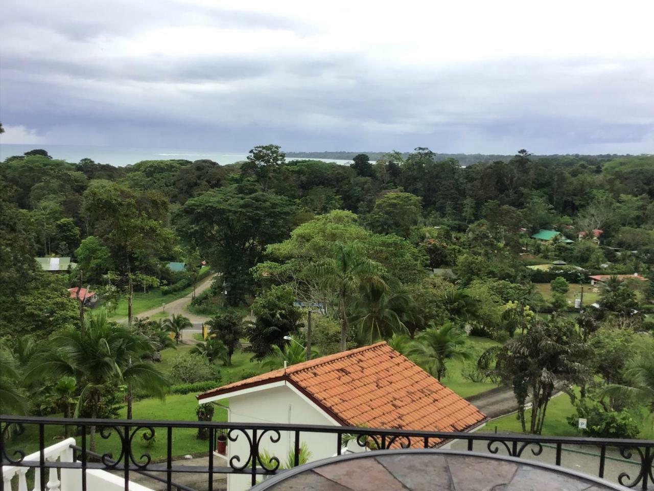 Hotel Los Cielos Del Caribe Cahuita Zewnętrze zdjęcie